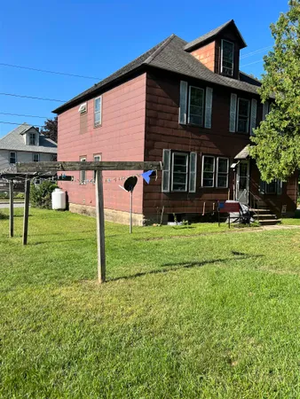 $270,000 | 556 South Main Street, Brattleboro, VT 05301