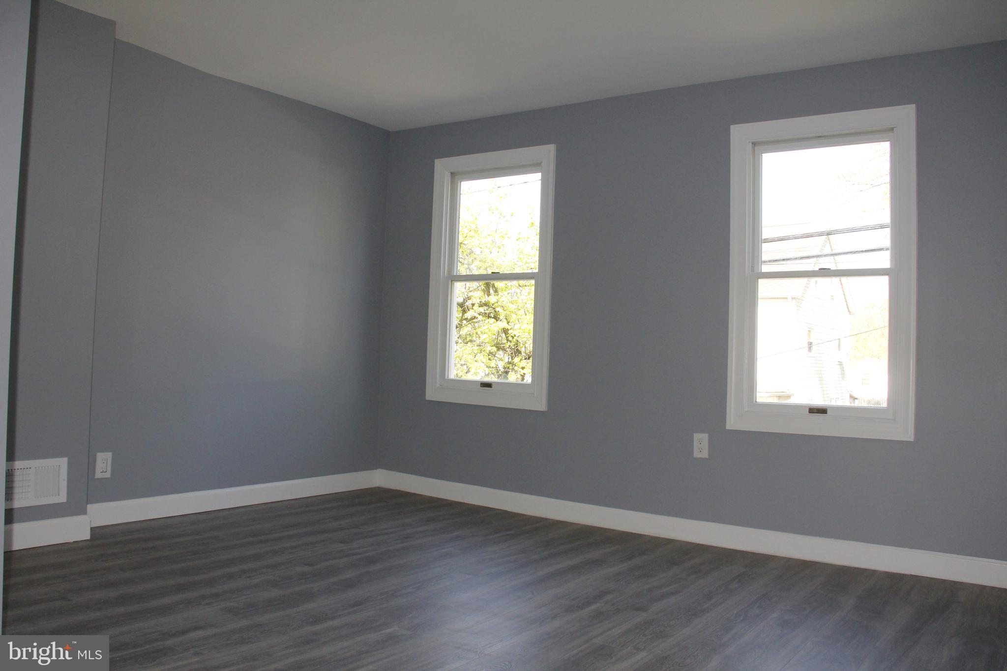 213 Main Street Hamilton, NJ 08620 - Photo 16 of 48