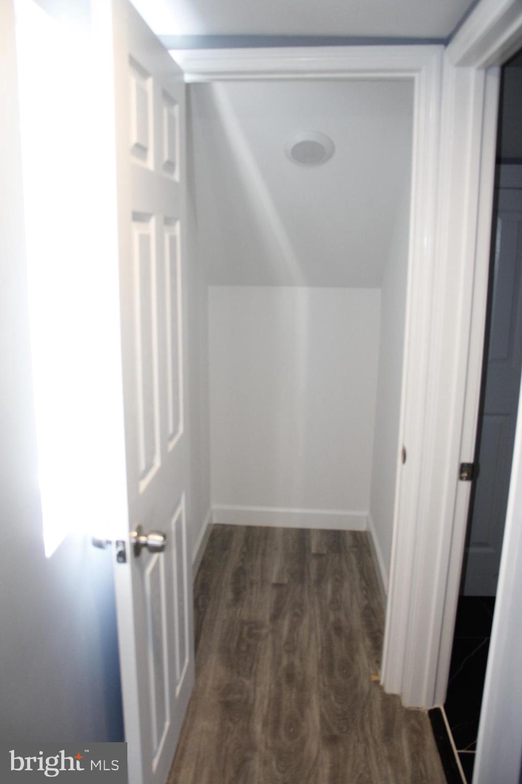 213 Main Street Hamilton, NJ 08620 - Photo 34 of 48