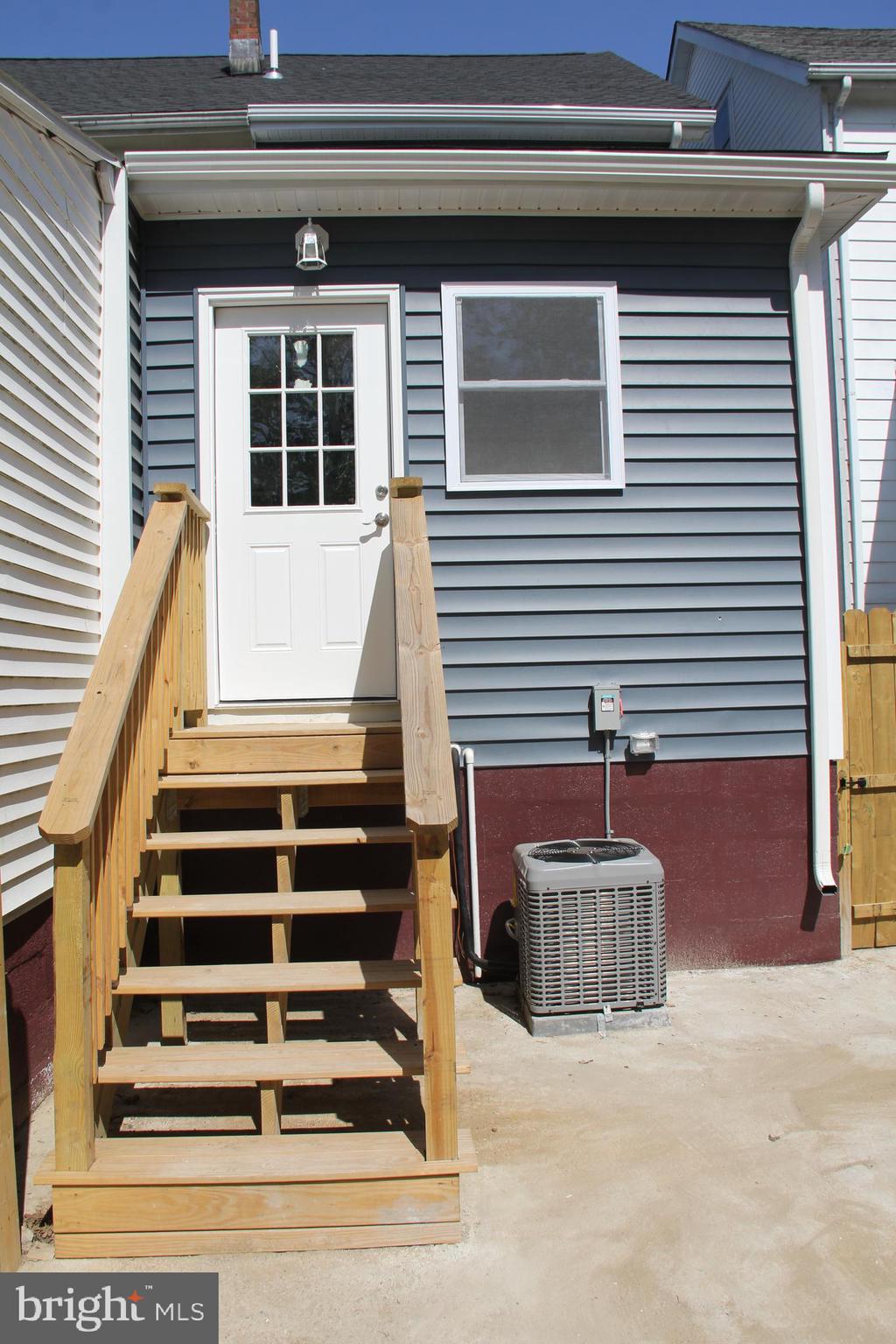 213 Main Street Hamilton, NJ 08620 - Photo 42 of 48