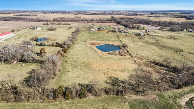 $330,000 | Northwest Plotsky Road Avenue, Plattsburg, MO 64477