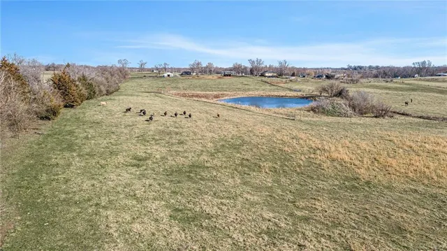 $330,000 | Northwest Plotsky Road Avenue, Plattsburg, MO 64477