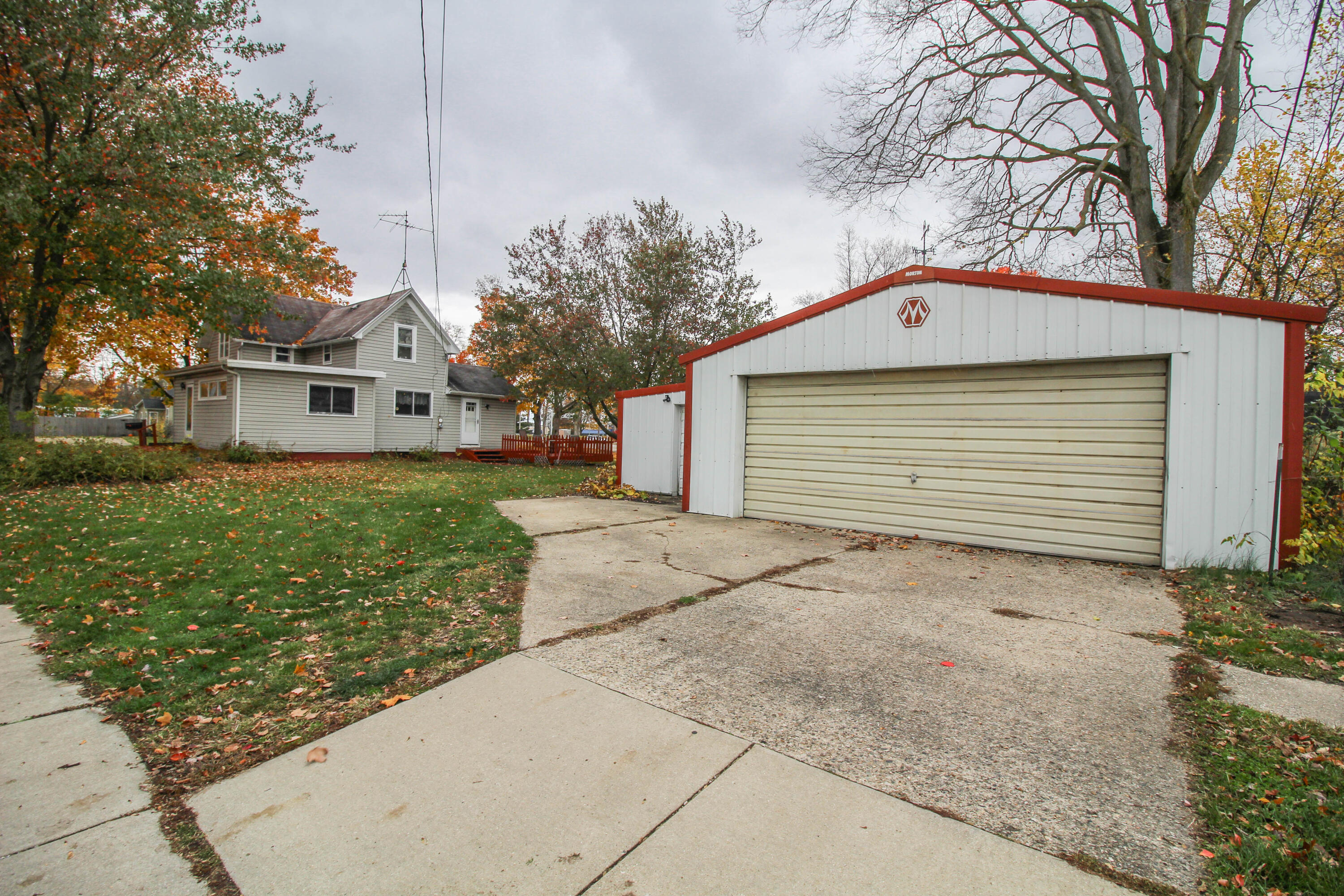 321 West Cushman Street Three Rivers, MI 49093 - Photo 12 of 24 Cushman-9443