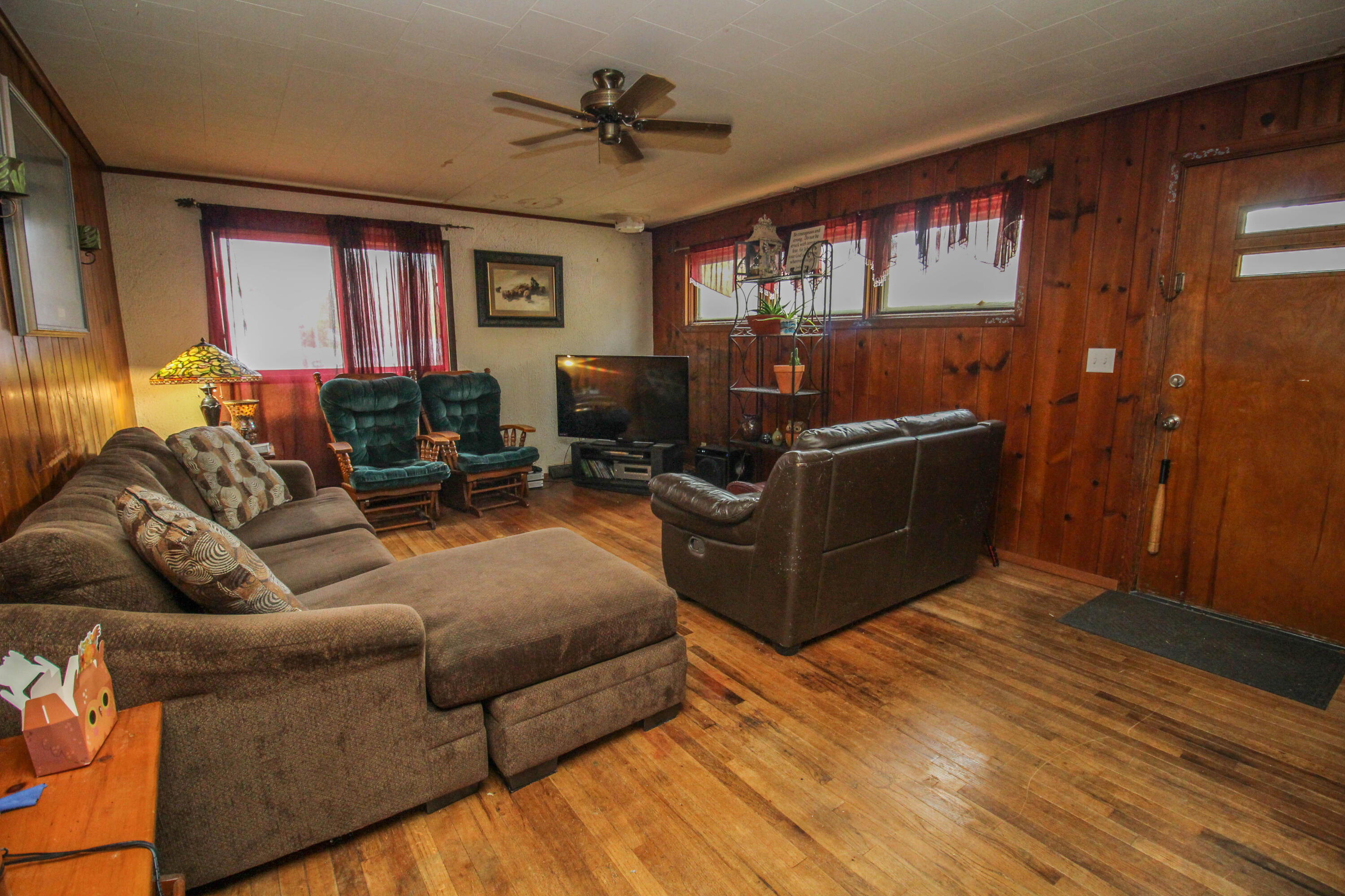 321 West Cushman Street Three Rivers, MI 49093 - Photo 15 of 24 Cushman-9419