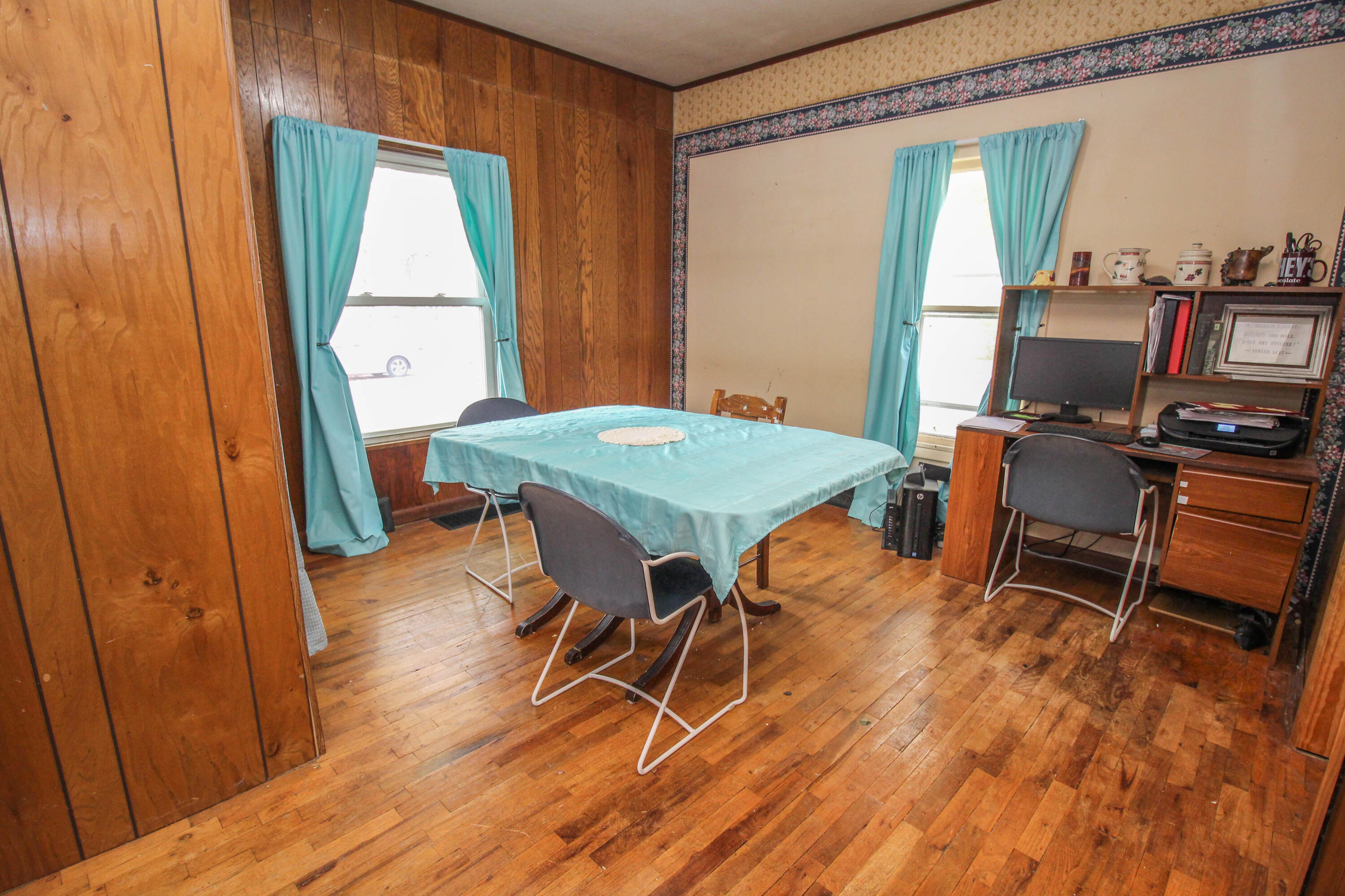 321 West Cushman Street Three Rivers, MI 49093 - Photo 19 of 24 Cushman-9429