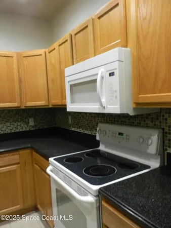 $2,100 | 1030 Venetian Drive, Unit 102, Melbourne, FL 32904