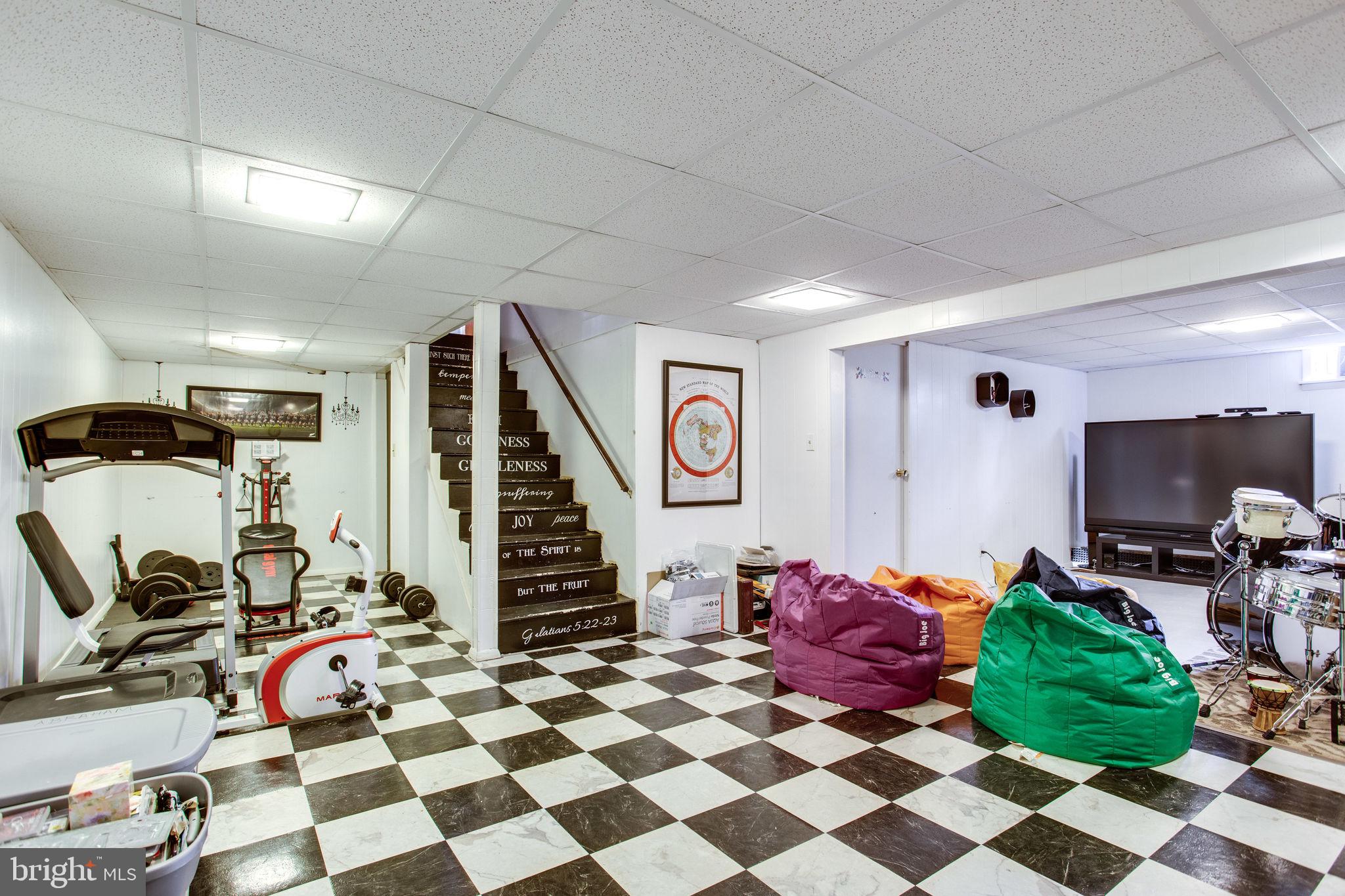 9001 Watkins Road Gaithersburg, MD 20882 - Photo 22 of 33 Gallery Image 22