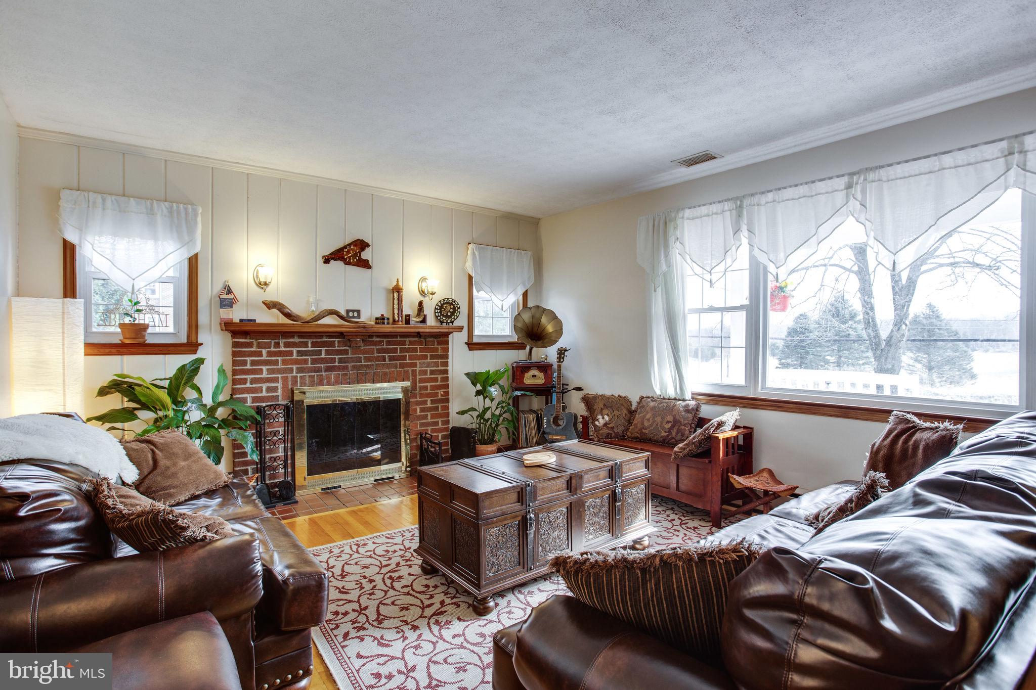 9001 Watkins Road Gaithersburg, MD 20882 - Photo 4 of 33 Gallery Image 4