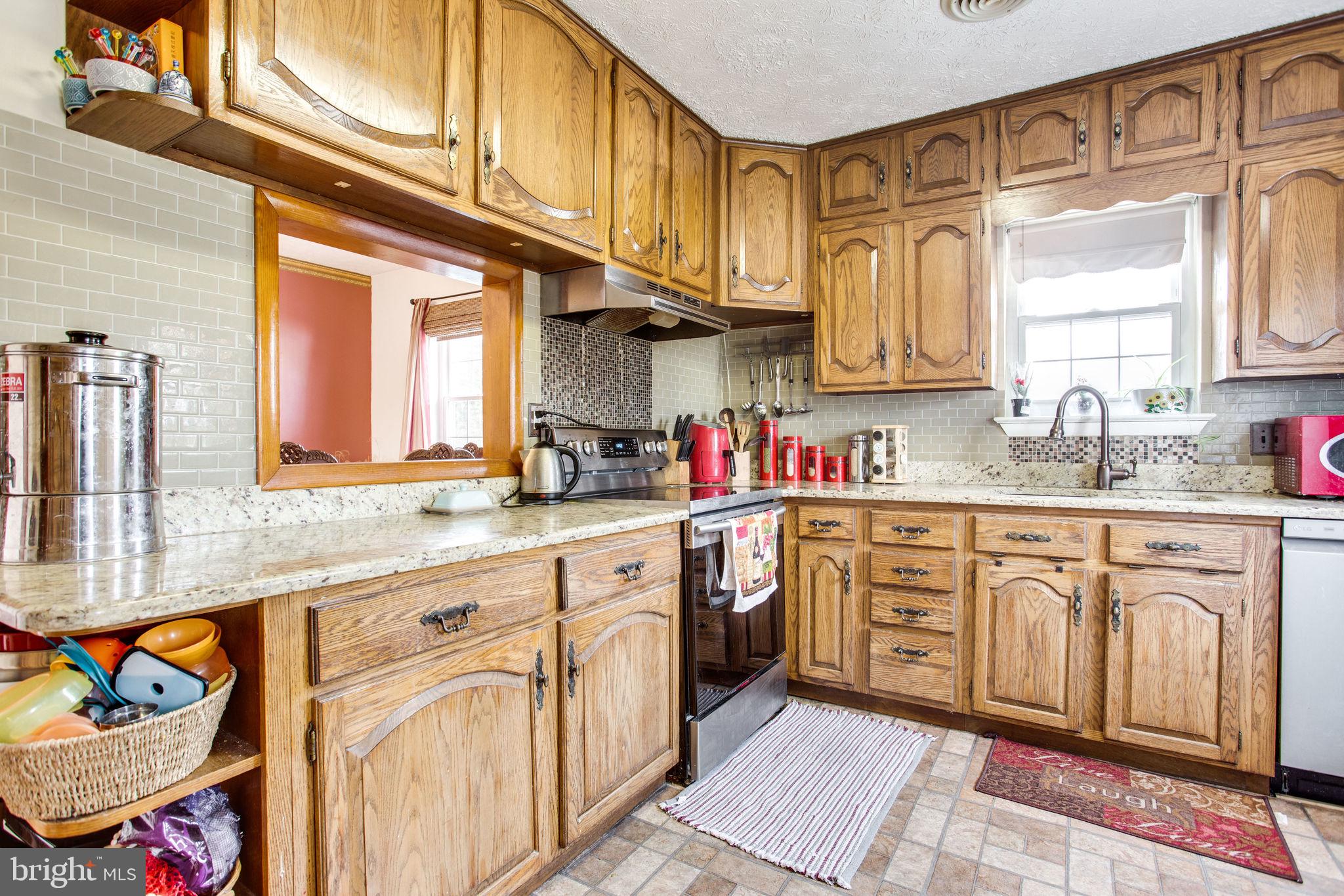 9001 Watkins Road Gaithersburg, MD 20882 - Photo 9 of 33 Gallery Image 9