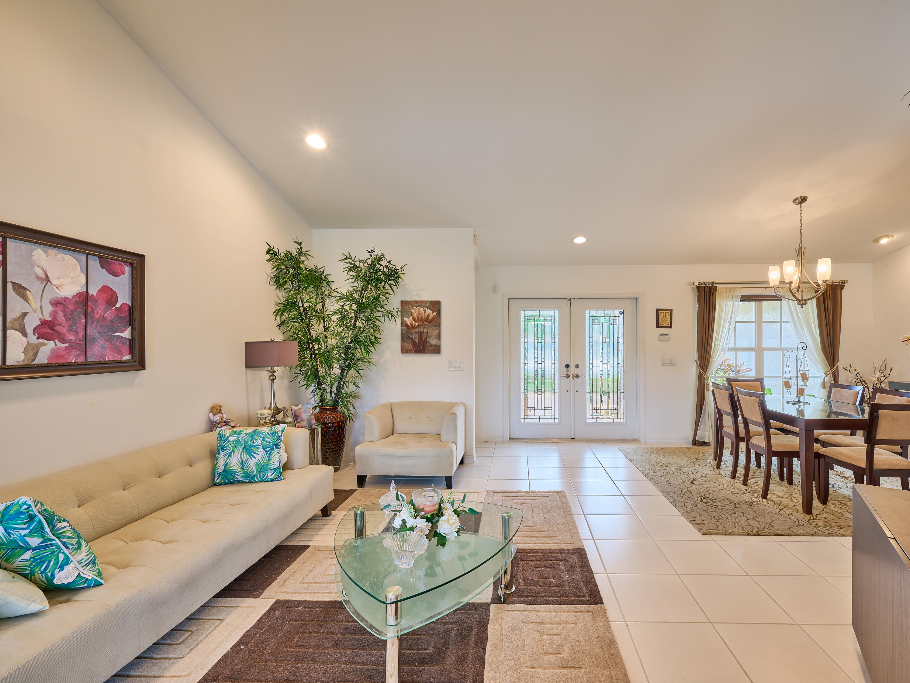 10321 Milburn Lane Boca Raton, FL 33498 - Photo 14 of 80 LIVING ROOM