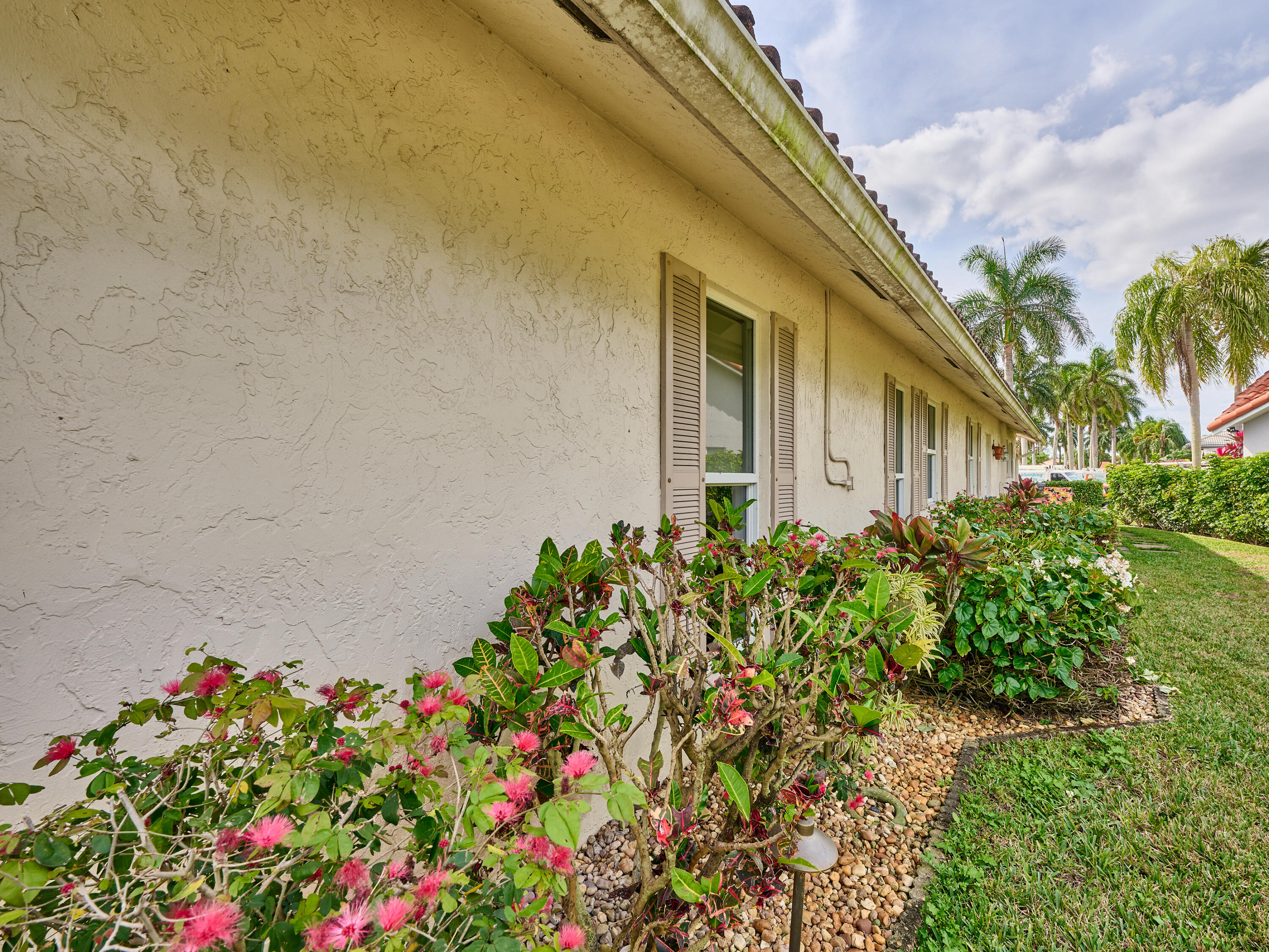 10321 Milburn Lane Boca Raton, FL 33498 - Photo 57 of 80 LANDSCAPED SIDE YARD