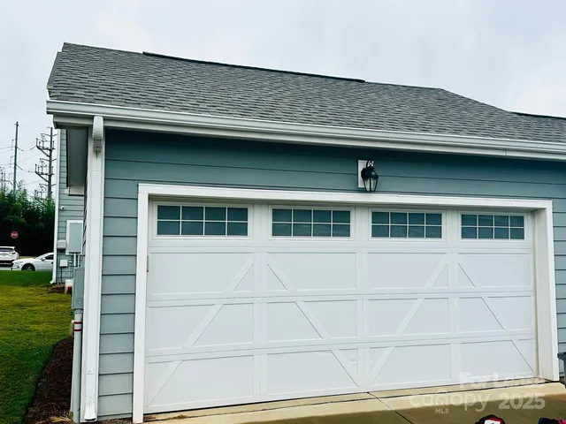 $2,100 | 15104 Meacham Farm Drive, Huntersville, NC 28078