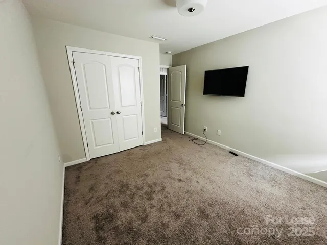 $2,100 | 15104 Meacham Farm Drive, Huntersville, NC 28078