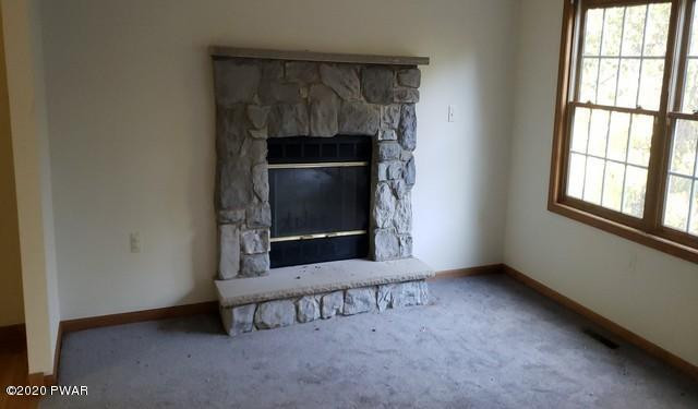 437 Pocono Ranch Bushkill, PA 18324 - Photo 4 of 24