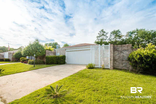 6968 Hedgestone Way Mobile, AL 36608 - Photo 3 of 44 Welcome Home!