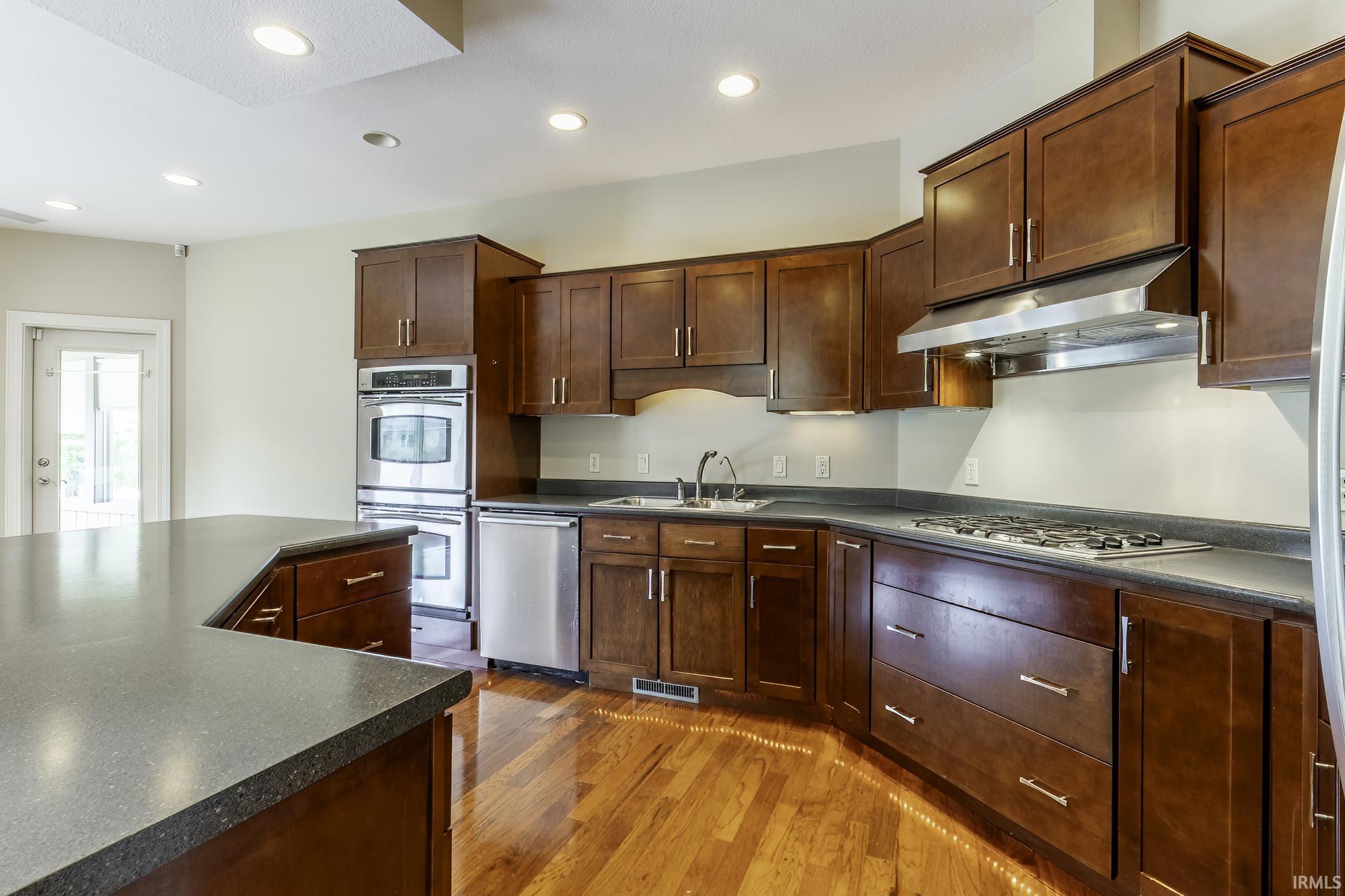 8119 Inverness Lakes Trail Fort Wayne, IN 46804 - Photo 14 of 49