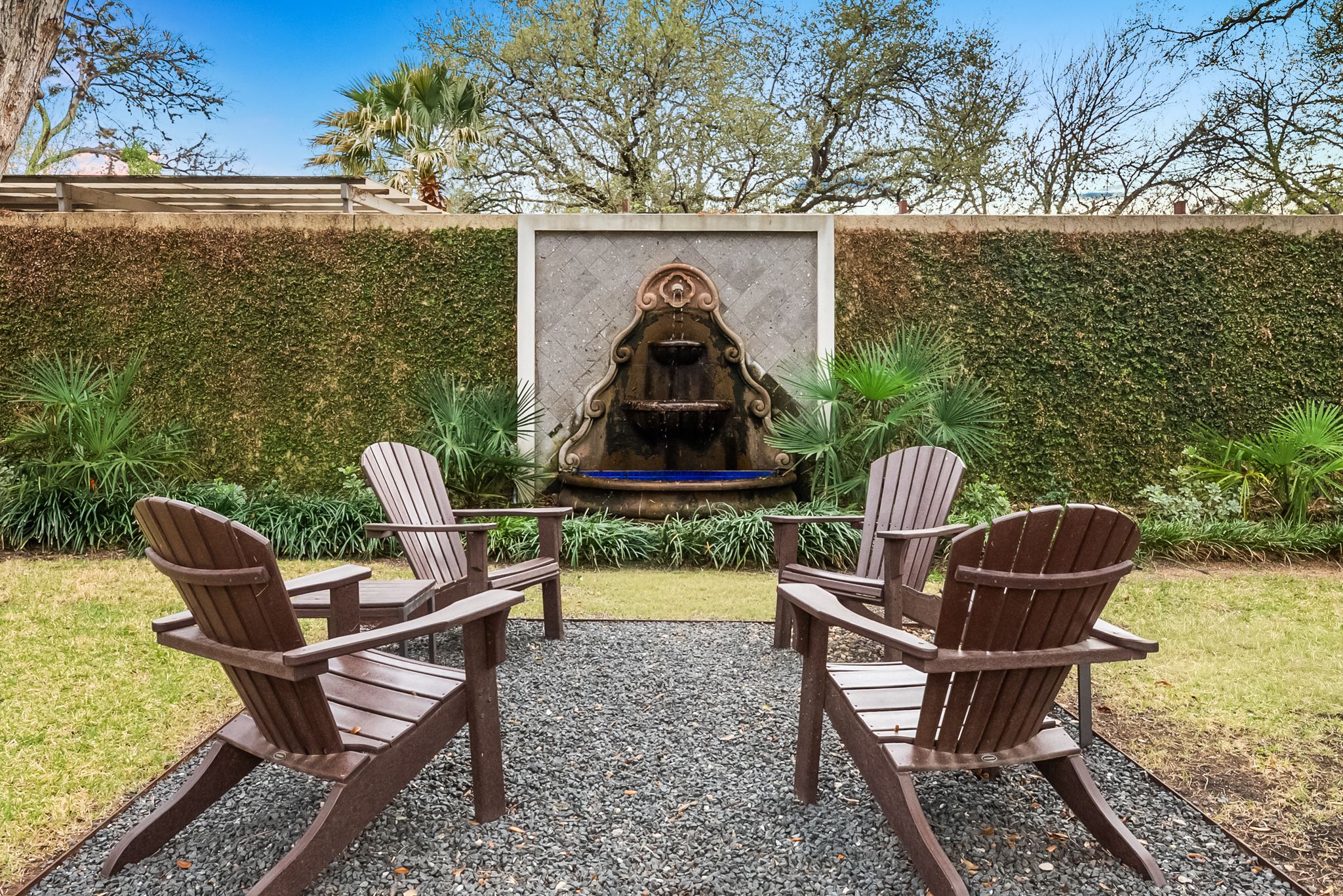 1529 Barton Springs Road, Unit 13 Austin, TX 78704 - Photo 25 of 35 a living room with furniture and a wooden floor