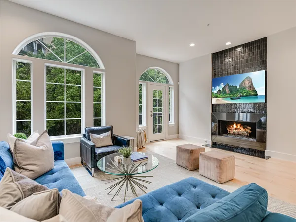 $1,349,000 | 1529 Barton Springs Road, Unit 13, Austin, TX 78704