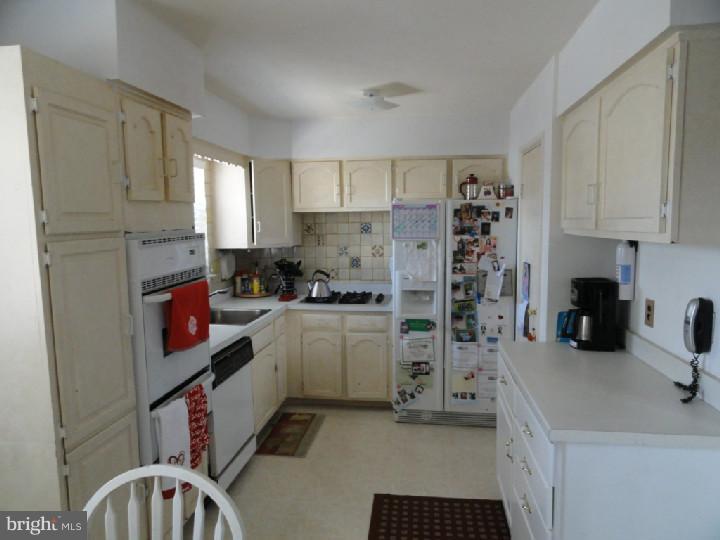 9987 Sandy Road, Unit A Philadelphia, PA 19115 - Photo 6 of 20 Gallery Image 6
