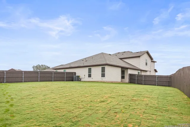 $2,045 | 418 Cross Barn Boulevard, Unit A, Buda, TX 78610