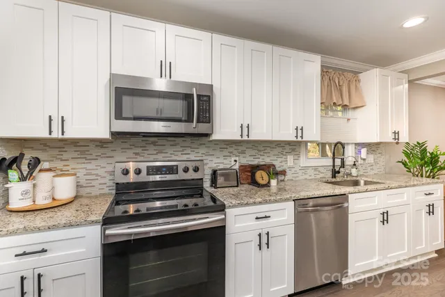 $245,000 | 5122 Fair Wind Lane, Charlotte, NC 28212