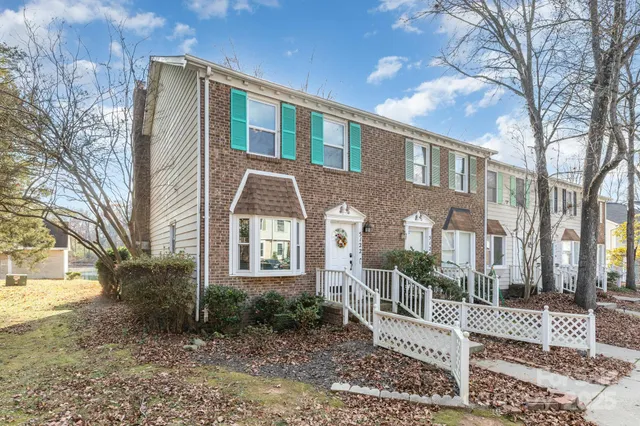 $245,000 | 5122 Fair Wind Lane, Charlotte, NC 28212