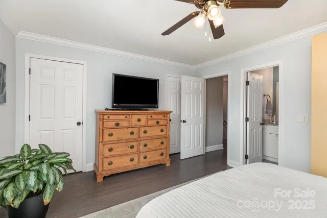 $245,000 | 5122 Fair Wind Lane, Charlotte, NC 28212