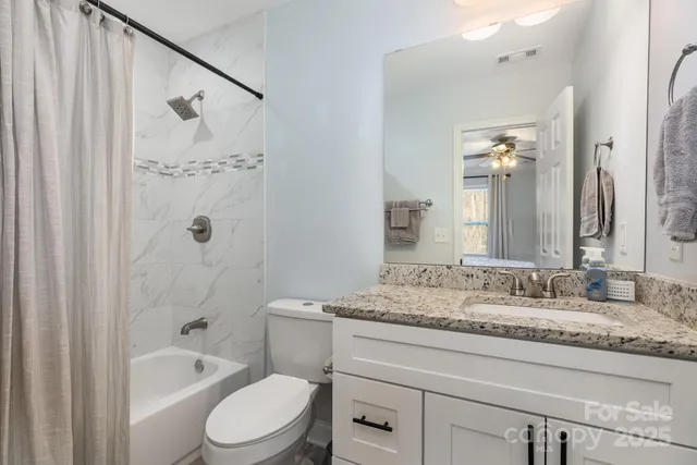 $245,000 | 5122 Fair Wind Lane, Charlotte, NC 28212