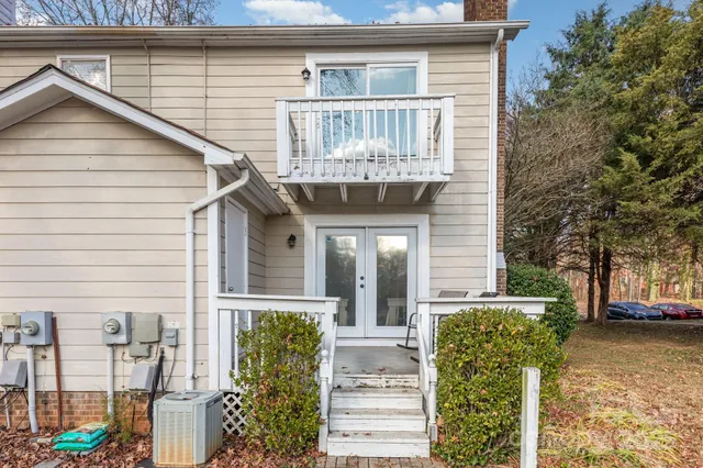 $245,000 | 5122 Fair Wind Lane, Charlotte, NC 28212