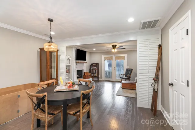 $245,000 | 5122 Fair Wind Lane, Charlotte, NC 28212