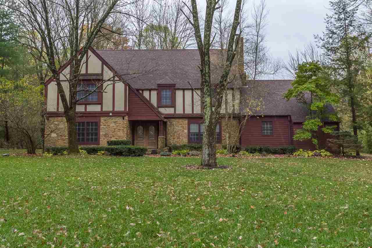 4437 West Tanglewood Road Bloomington, IN 47404 - Photo 2 of 35