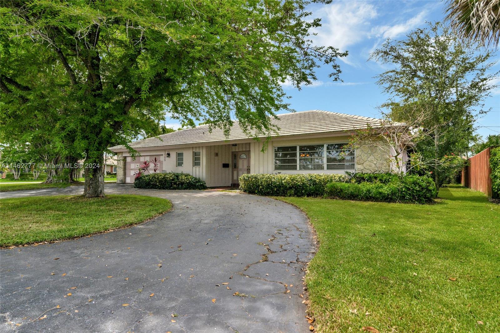 1065 Northwest 5th St