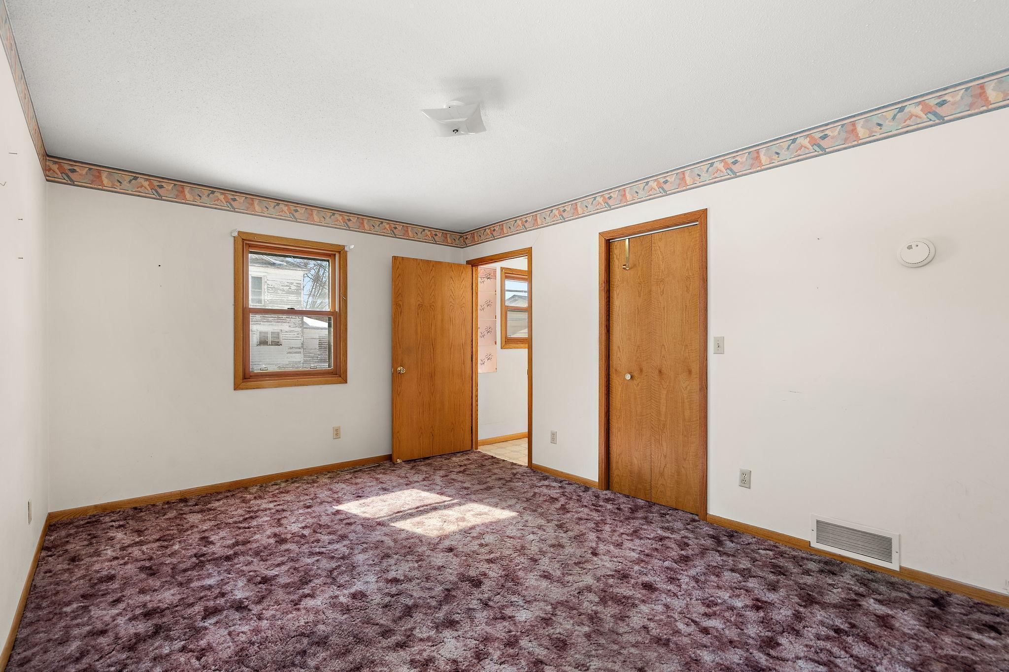 529 Division Street Brownton, MN 55312 - Photo 11 of 22