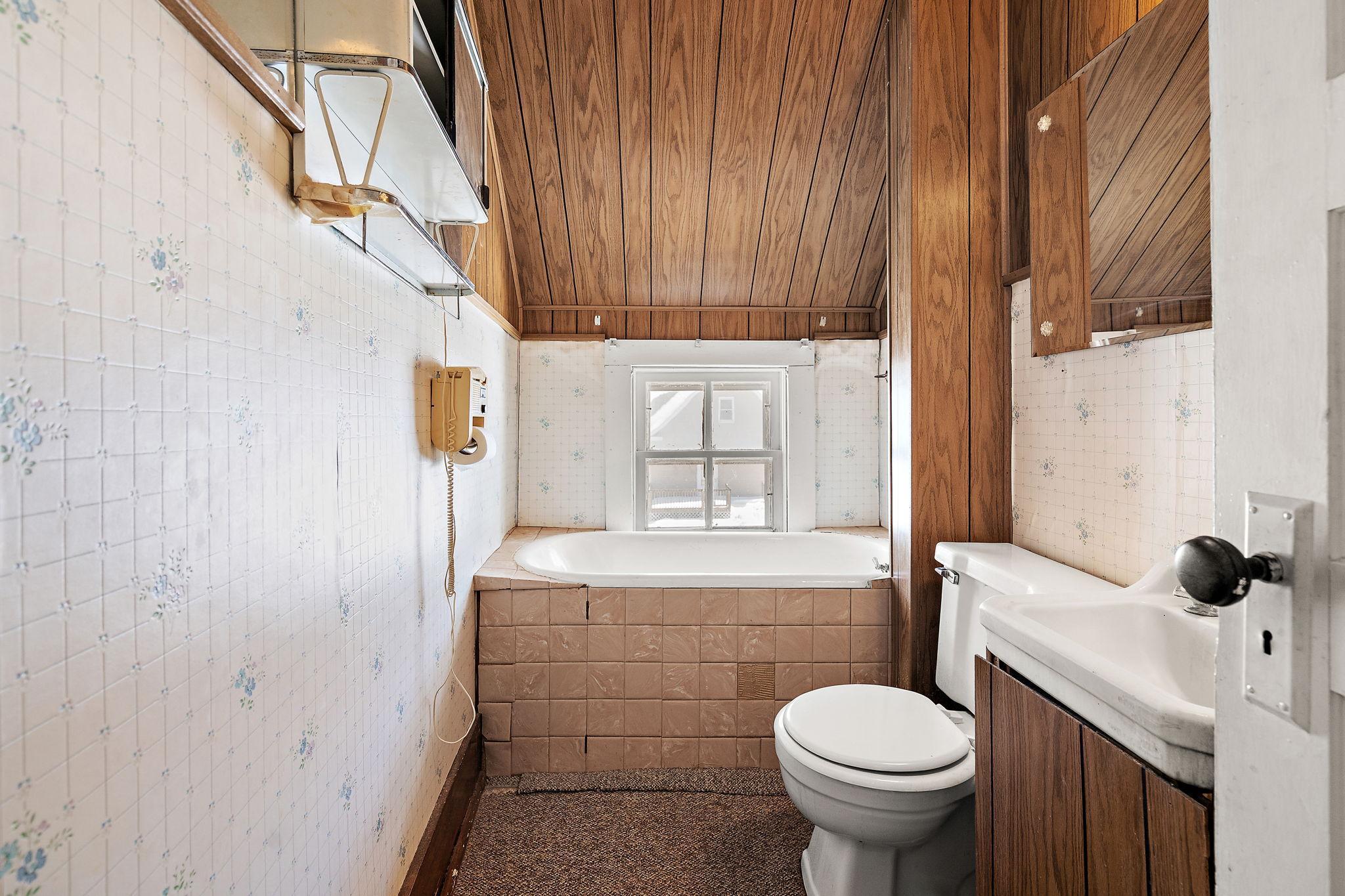 529 Division Street Brownton, MN 55312 - Photo 16 of 22