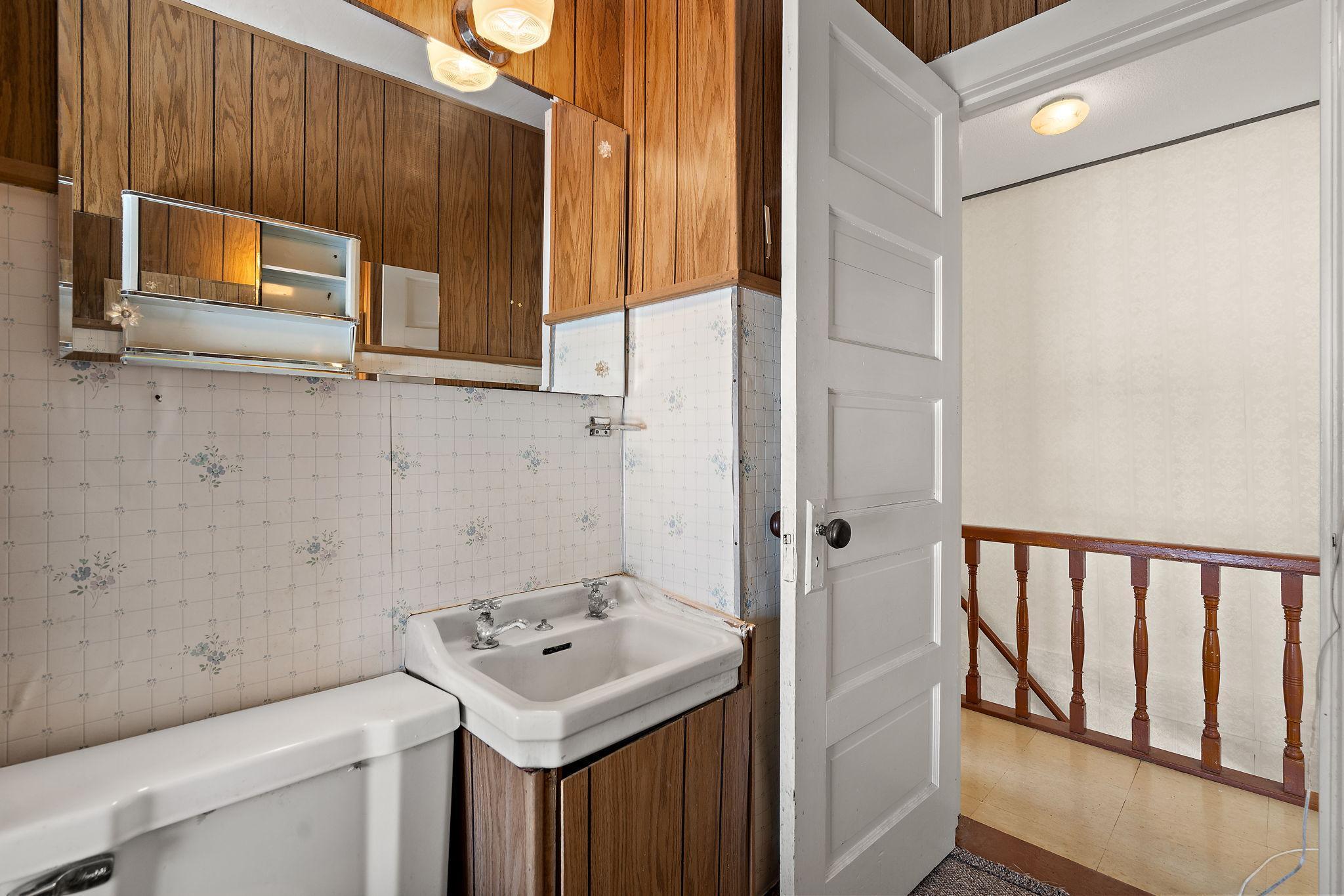 529 Division Street Brownton, MN 55312 - Photo 17 of 22