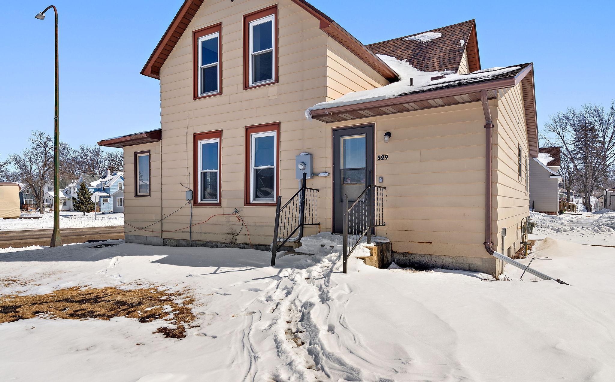 529 Division Street Brownton, MN 55312 - Photo 5 of 22