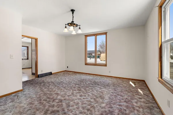 $150,000 | 529 Division Street, Brownton, MN 55312