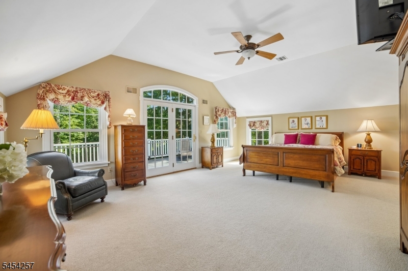 106 Pomeroy Road Madison, NJ 07940 - Photo 28 of 39 Gallery Image 28