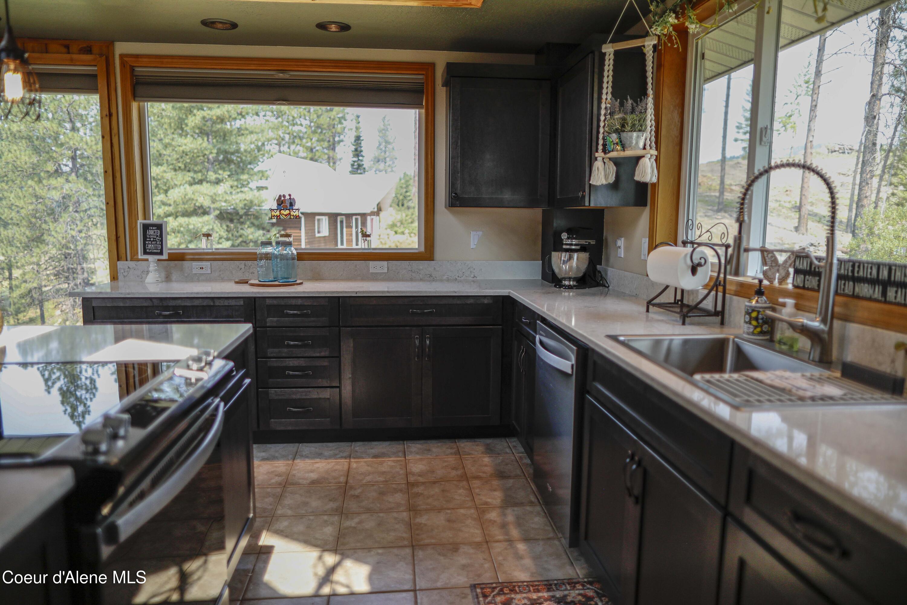 483 Paradise Road Pinehurst, ID 83850 - Photo 20 of 81 new-25