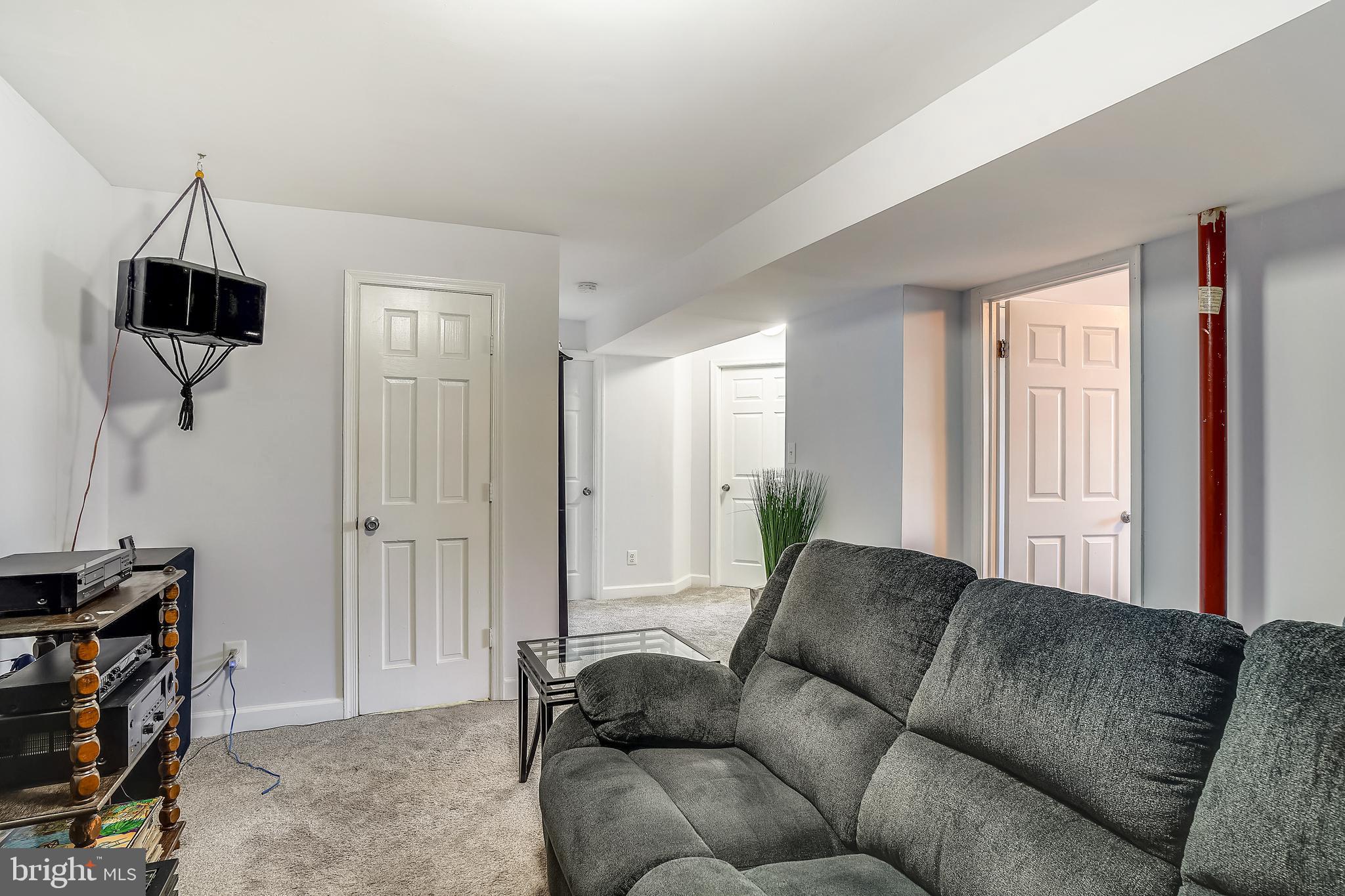 303 Buttry Road Gaithersburg, MD 20877 - Photo 27 of 38 Gallery Image 27