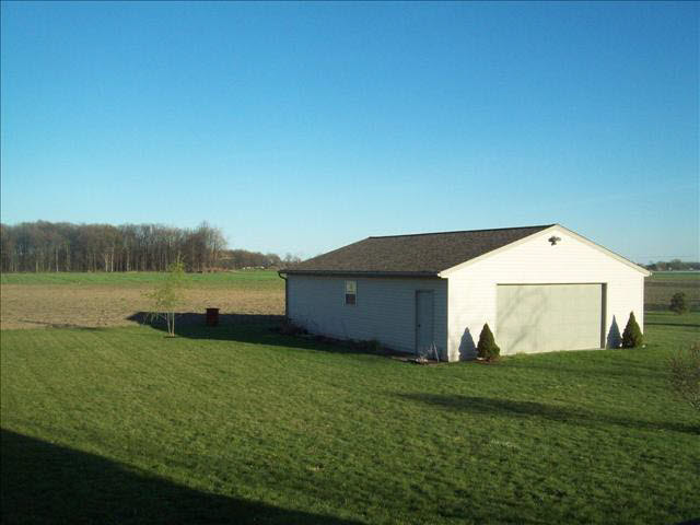 2212 Sheick Road Monroe, MI 48162 - Photo 17 of 17 20089065-16.JPG