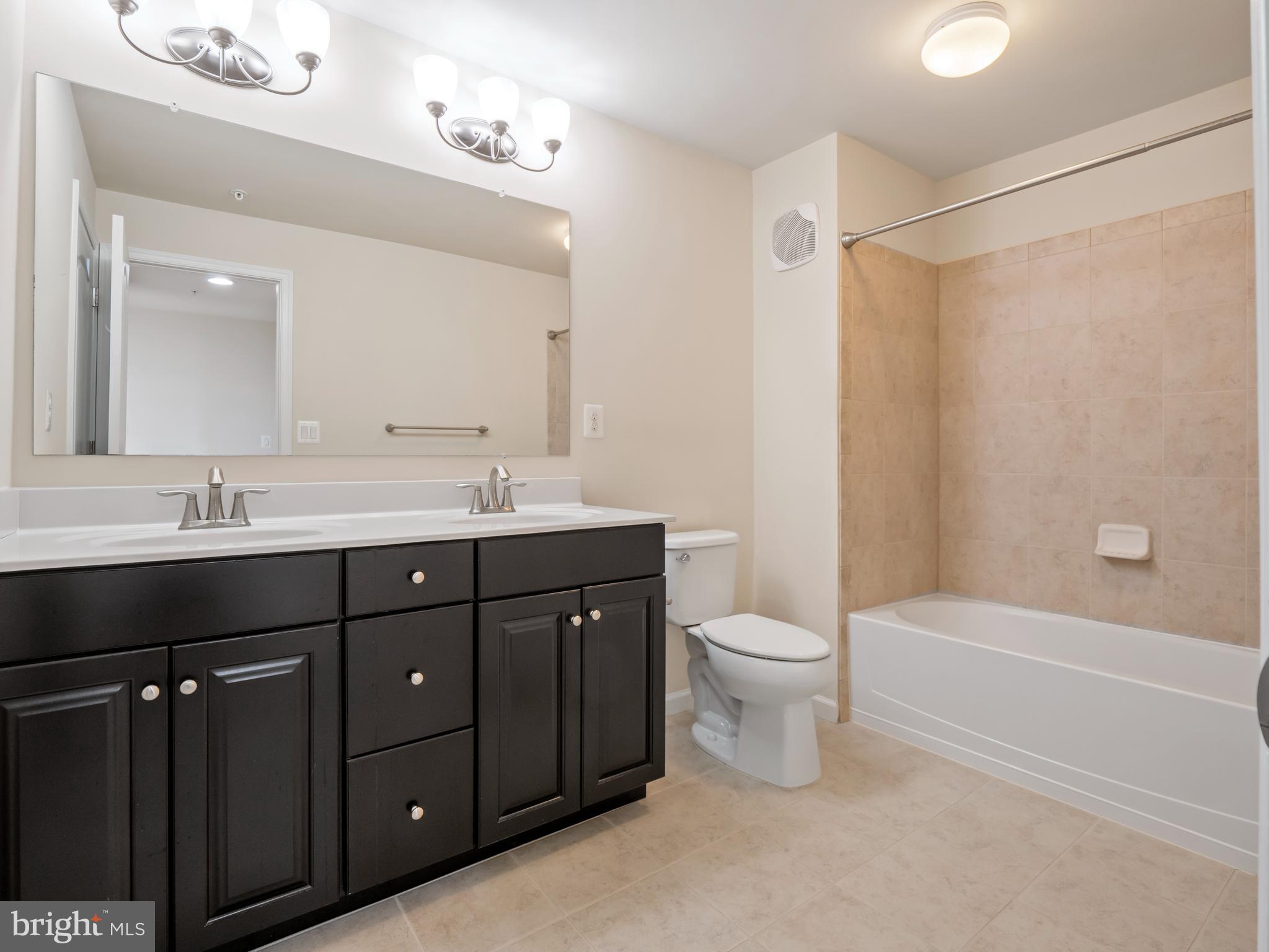 42567 Sunset Ridge Square Ashburn, VA 20148 - Photo 16 of 23 Gallery Image 16