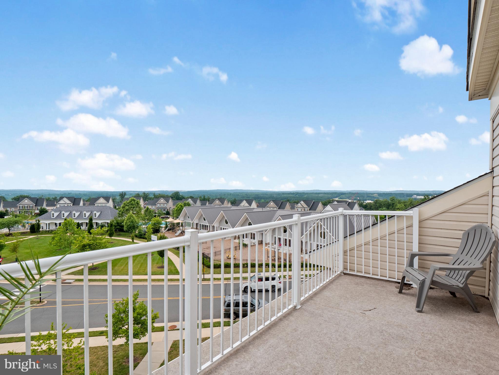 42567 Sunset Ridge Square Ashburn, VA 20148 - Photo 19 of 23 Gallery Image 19