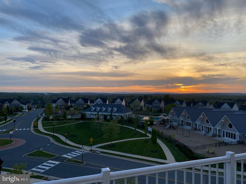 42567 Sunset Ridge Square Ashburn, VA 20148 - Photo 21 of 23 Gallery Image 21