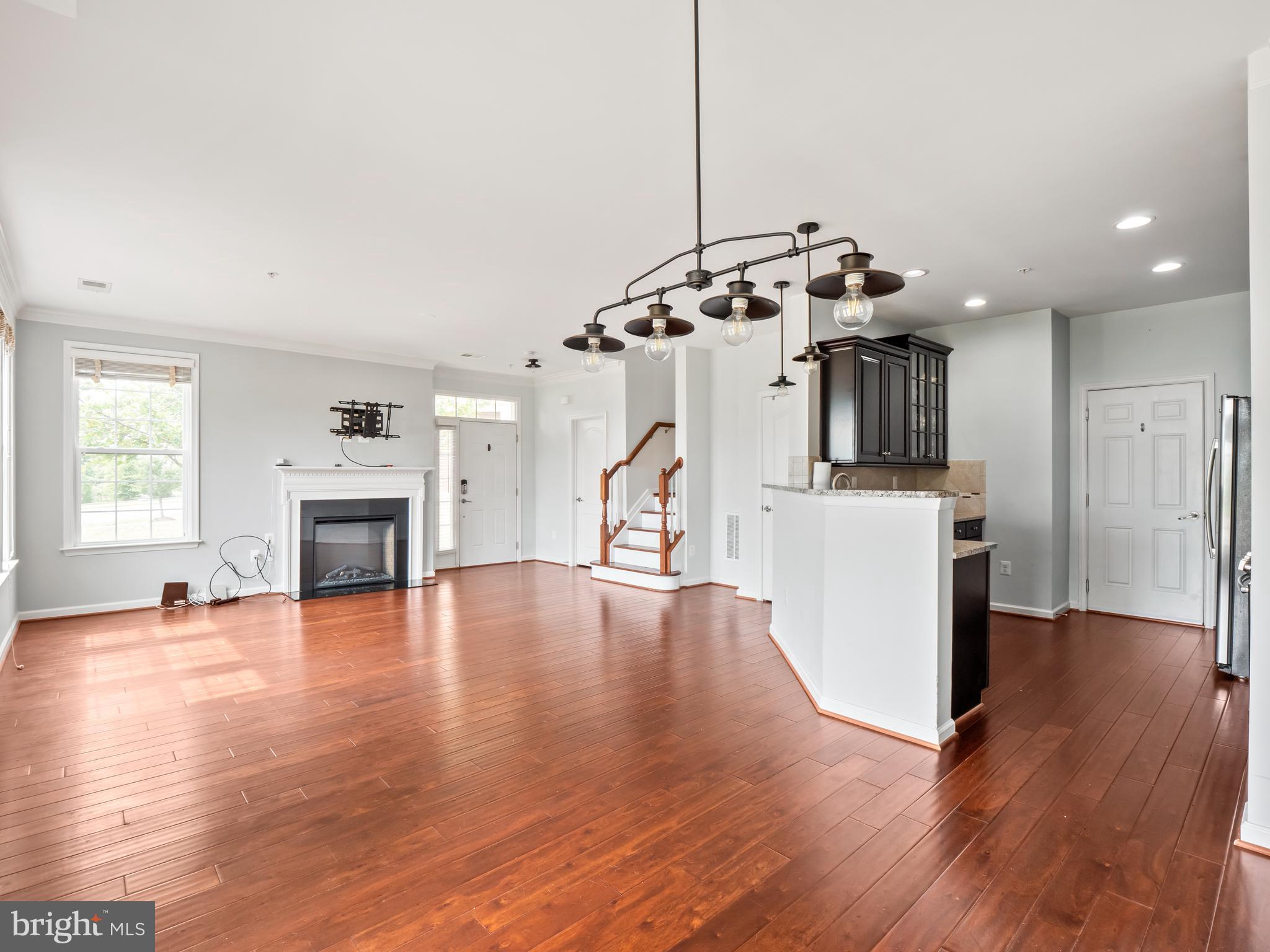 42567 Sunset Ridge Square Ashburn, VA 20148 - Photo 9 of 23 Gallery Image 9