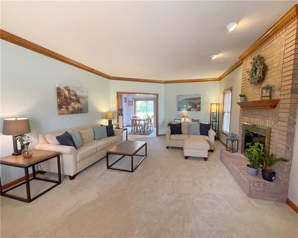 199 Warren Road Warrendale, PA 15086 - Photo 6 of 25 Gallery Image 6