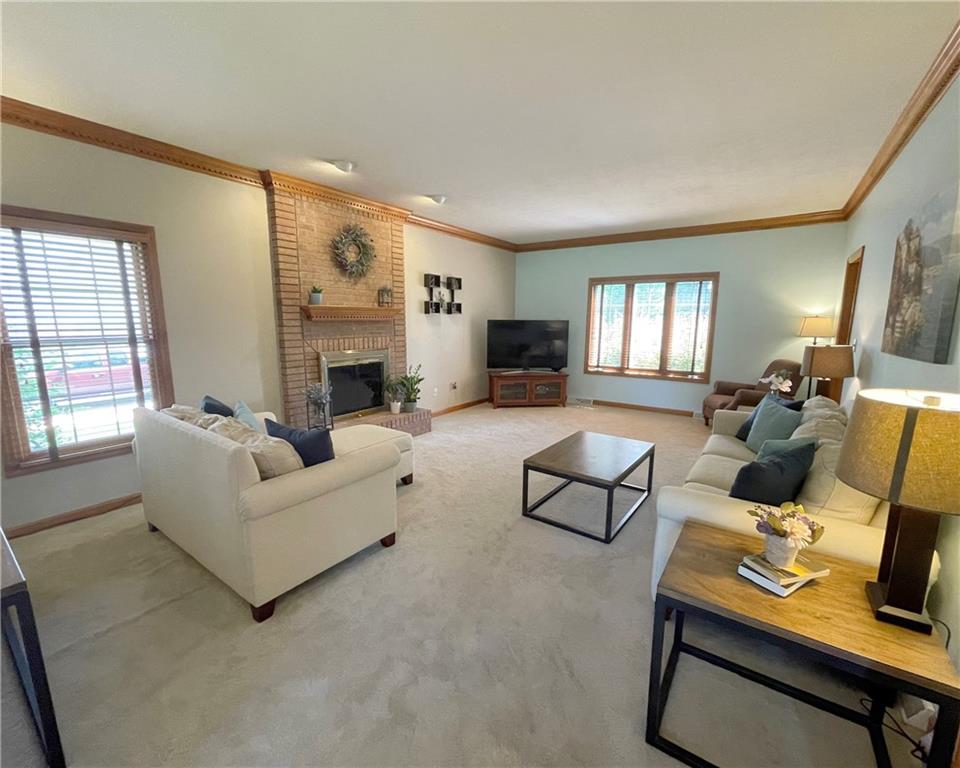 199 Warren Road Warrendale, PA 15086 - Photo 7 of 25 Gallery Image 7
