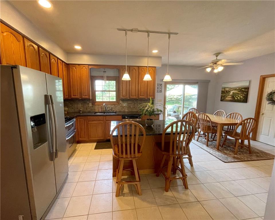 199 Warren Road Warrendale, PA 15086 - Photo 8 of 25 Gallery Image 8