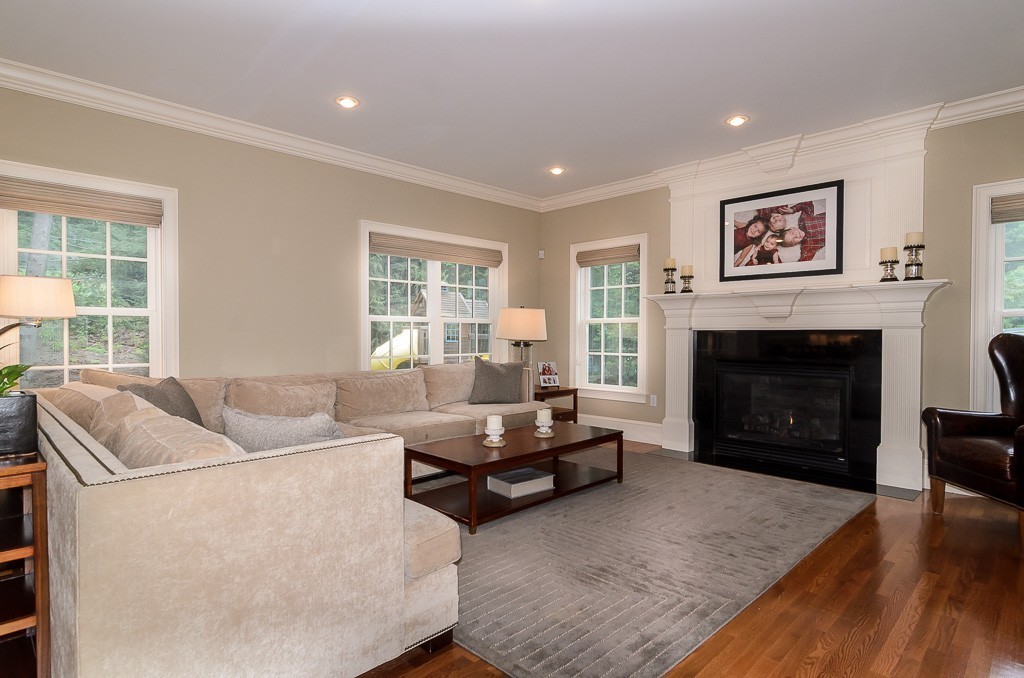 16 River Glen Road Wellesley, MA 02481 - Photo 8 of 22 Gallery Image 8