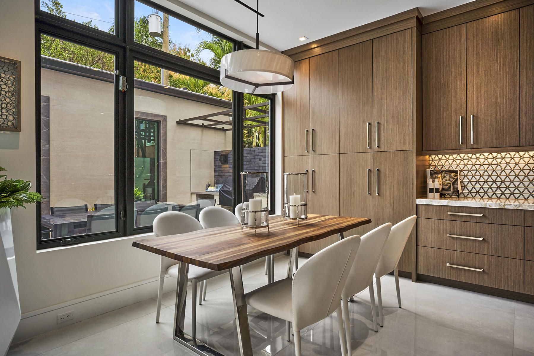 750 Palm Avenue Boca Raton, FL 33432 - Photo 19 of 96 Kitchen Dining Area
